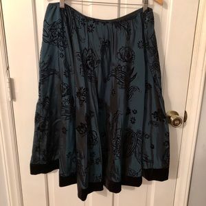 Size 3X Vintage Blue Skirt w Black Velvet Burnout